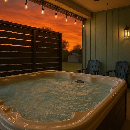 Mountain View Lodge: Pigeon Forge Retreat with Future Hot Tub Exterior photo