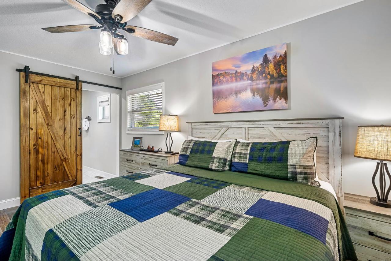 Mountain View Lodge: Pigeon Forge Retreat with Future Hot Tub Exterior photo