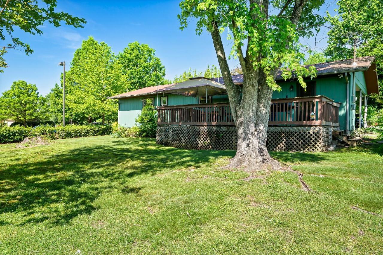 Mountain View Lodge: Pigeon Forge Retreat with Future Hot Tub Exterior photo